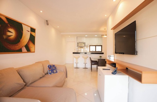 Copacabana Apartment | SUH Ipanema 04 Beach Pool