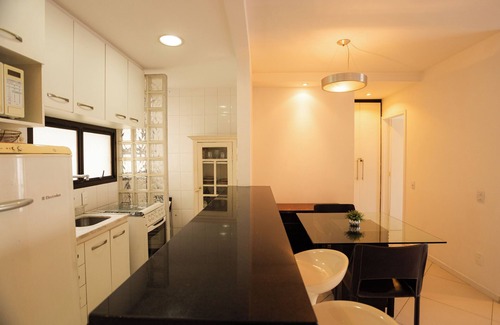 Copacabana Apartment | SUH Ipanema 04 Beach Pool