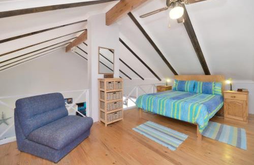 L'Agulhas House | Suid Genoeg