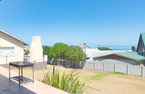 L'Agulhas House | Suid Genoeg