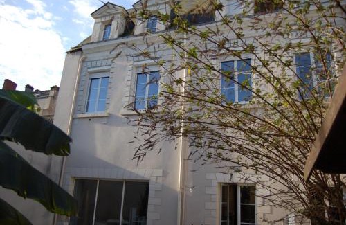 Downtown Angers Apartment | Suit'Home Commerce