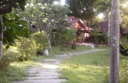 Ao Nang Cottage | Suitable for families, service with heart, /Natural atmosphere, spacious area