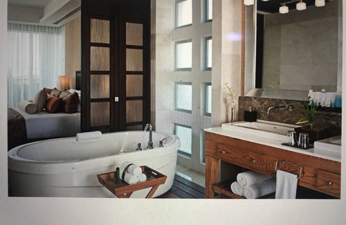 Bucerias Resort | Suite 1 bedroom 1 bathroom sleeps 4 w/pullout couch Best Golfing courses