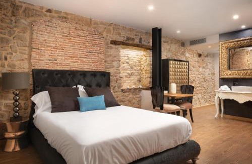 Aviles Apartment | SUITE 1907 AVILES