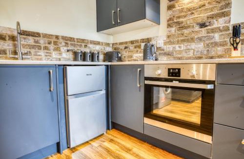 Lincoln Apartment | Suite 2- 2 Bed Apartment