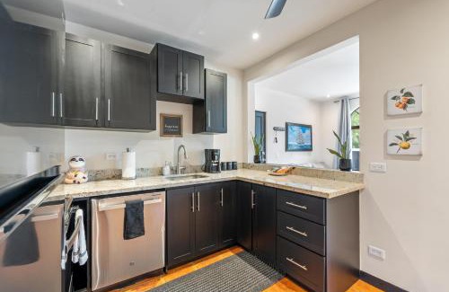 Brasilito Apartment | Suite 2 Howler - Beach & Pool Condo with 2 BR