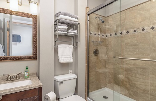 Adelma Beach Apartment | Suite 2 Kettle's Trail Suites