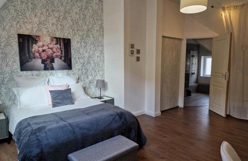 Thionville House | Suite 5 Pivoine