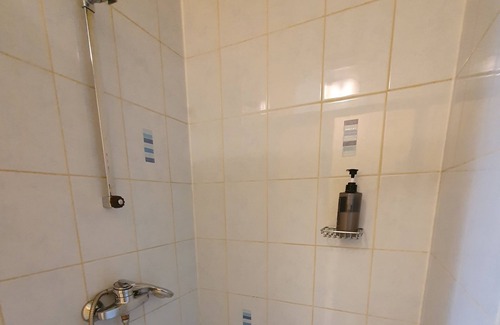 Saint-Honore-les-Bains Bed & Breakfast | Suite 56 m2 "belle Époque" Petit Déjeuner Compris Pour les Amoureux de la Nature