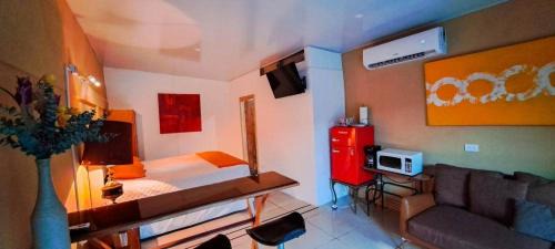 San Miguel House | Suite 607 Ciudad jardín San Miguel A