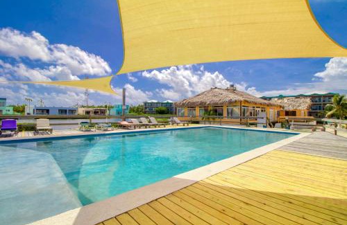 San Pedro Apartment | Suite A203 @ Mara Laguna