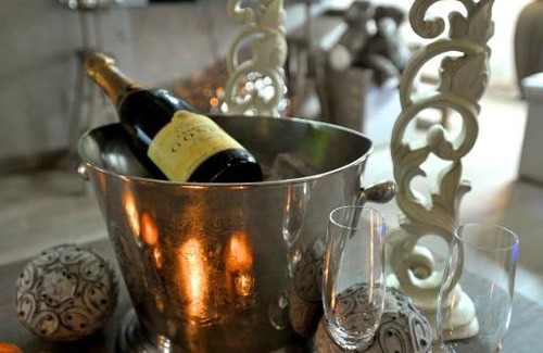 Bazel Bed & Breakfast | Suite & B by Hofke van Bazel