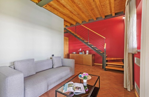 San Benedetto di Lugana Hotel | Suite Ballon - Almavite, Desenzano Del Garda, Italy