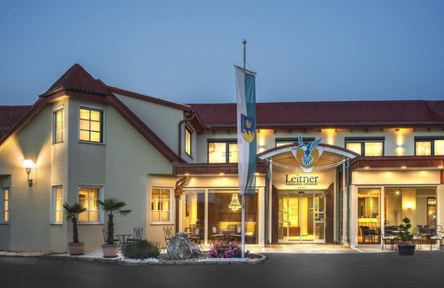 Loipersdorf bei Fuerstenfeld House | Suite Contessa - 3 Nächte - Thermalhotel Leitner