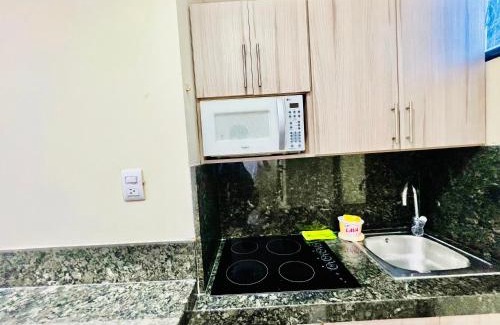 Machala Apartment | Suite de Lujo con Piscina en la Zona Más Exclusiva de Machala