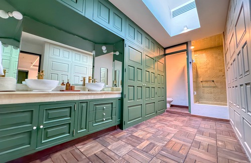 Del Carmen Hotel | Suite Deluxe Doble Queen - 05