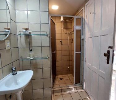 Prado House | SUITE e QUARTOS-PERTO da UFPE- MAURICIO de NASSAU e Estacio de Sa - Recife