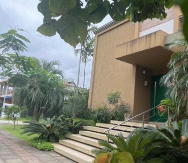 Jurere House | Suite em linda casa em Jurerê internacional