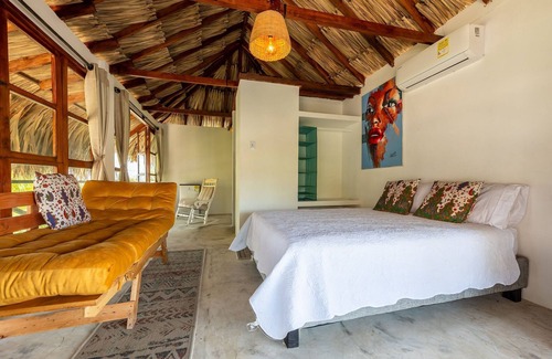 Bocachica Cabin | Suite Empordar /Pool/Wifi/Near Ocean