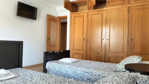 Charneca da Cotovia Apartment | Suite in a rustic house with swimming pool