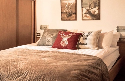 Carisolo Apartment | Suite Italy Pinzolo 5 - Apartment in the heart of the Dolomites