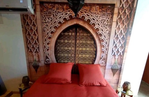 Port-Saint-Louis-du-Rhone Apartment | Suite jaccuzzi en camargue