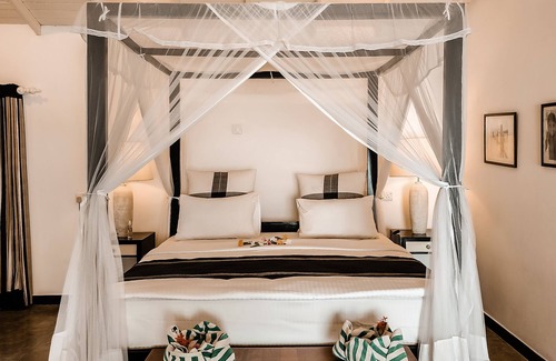 Thiranagama Hotel | Suite Lanka