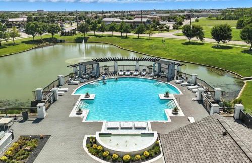 Frisco Apartment | Suite Life in Frisco, Luxury meets Comfort