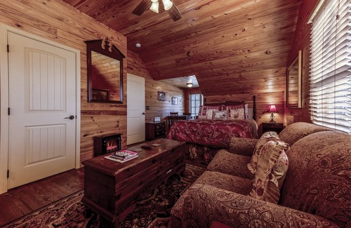 Mentone House | Suite Lookout at the Mentone Mountain View Inn