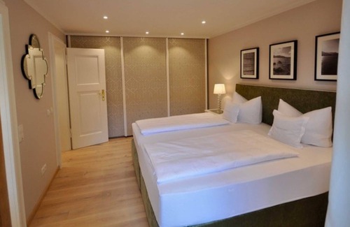 Bad Wiessee Bed & Breakfast | Suite mit Bergblick - Bio Design Boutique Hotel Landhaus St. Georg