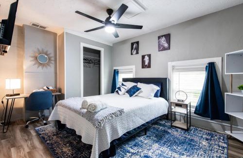 Smoketown Jackson House | Suite near downtown Louisville, KY - Suite IX