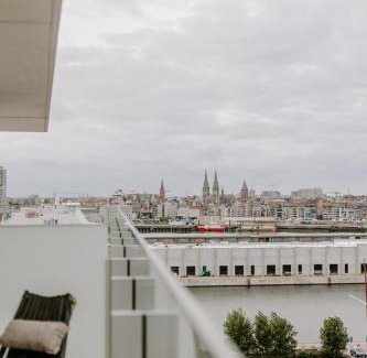 Ostend Apartment | Suite O