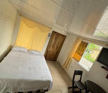 Puerto Baquerizo Moreno Apartment | Suite para parejas