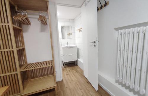 Calvaire Saint-Pierre House | Suite parentale indépendante - quartier calme en ville