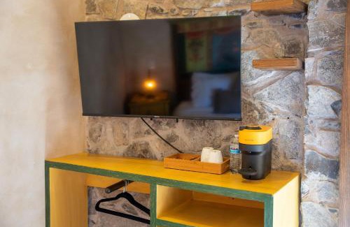 Santeagueda Apartment | Suite Raffaello: Diseño y Comodidad en Val'Quirico