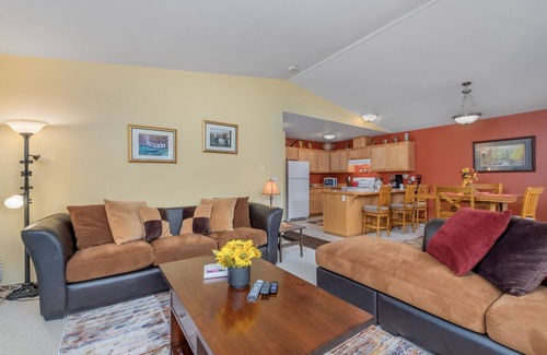 Downtown Leavenworth Condo | Suite Serenity 3 Bedroom Condo by NW Comfy Cabins by RedAwning