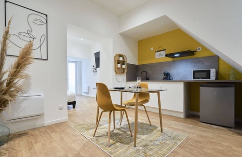 Tourcoing Apartment | Suite Symphony - Olympe Suites & Spa - Lille/Tourcoing/Belgium