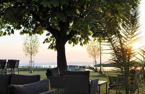 Neusiedl am See House | Suite, Toilette und Bad/dusche Getrennt, Seeblick - Seehotel Herlinde
