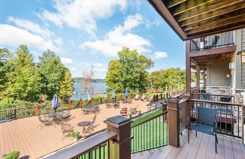 Thayerville Condo | Suites at Silver Tree A123