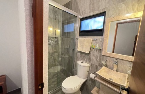 Coyoacan Apartment | Suites de Lujo Nuevas, Recién Remodeladas a 5 min en Carro del Estadio Azteca