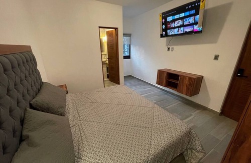 Coyoacan Apartment | Suites de Lujo Nuevas, Recién Remodeladas a 5 min en Carro del Estadio Azteca