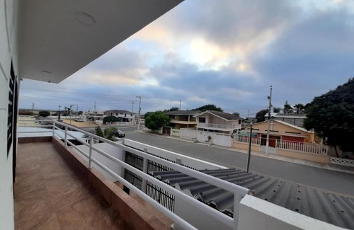 Salinas House | Suites del Pacífico