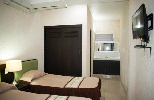 Zona Paseo Montejo Hotel | Suites del Sol Hotel & Apartments