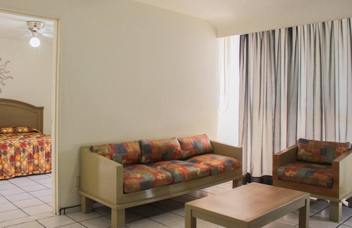 Zona Expo Apartment | Suites Futura Plaza del Sol