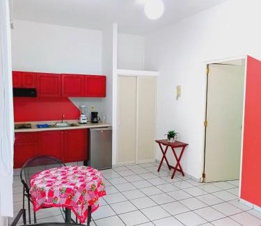 San Pablo Apartment | Suites Galván centro Colima, alberca, Wifi, parking
