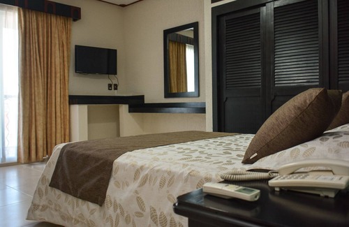 La Gloria Hotel | Suites Los Arcos