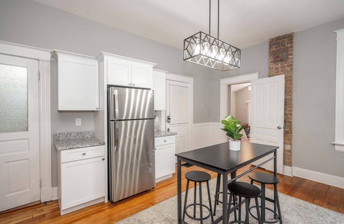 Covington Condo | Suites on Main 1 Summ