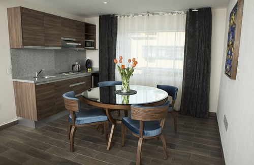Colonia Cuauhtemoc Hotel | Suites Rio Elba