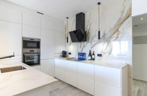 Cabopino Apartment | Suitur exclusive penthouse Las Mimosas