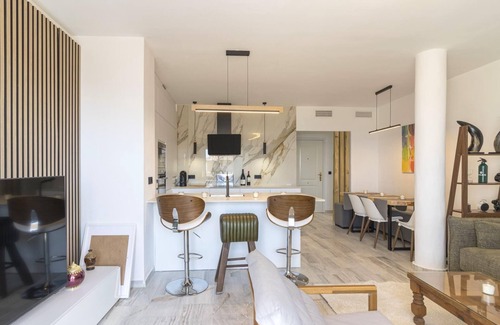 Cabopino Apartment | Suitur exclusive penthouse Las Mimosas